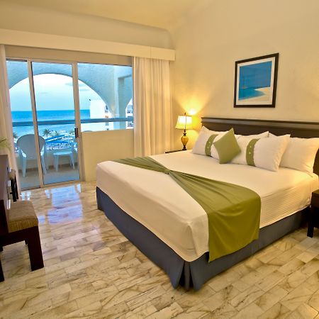 Aquamarina Beach Hotel Cancún Eksteriør bilde