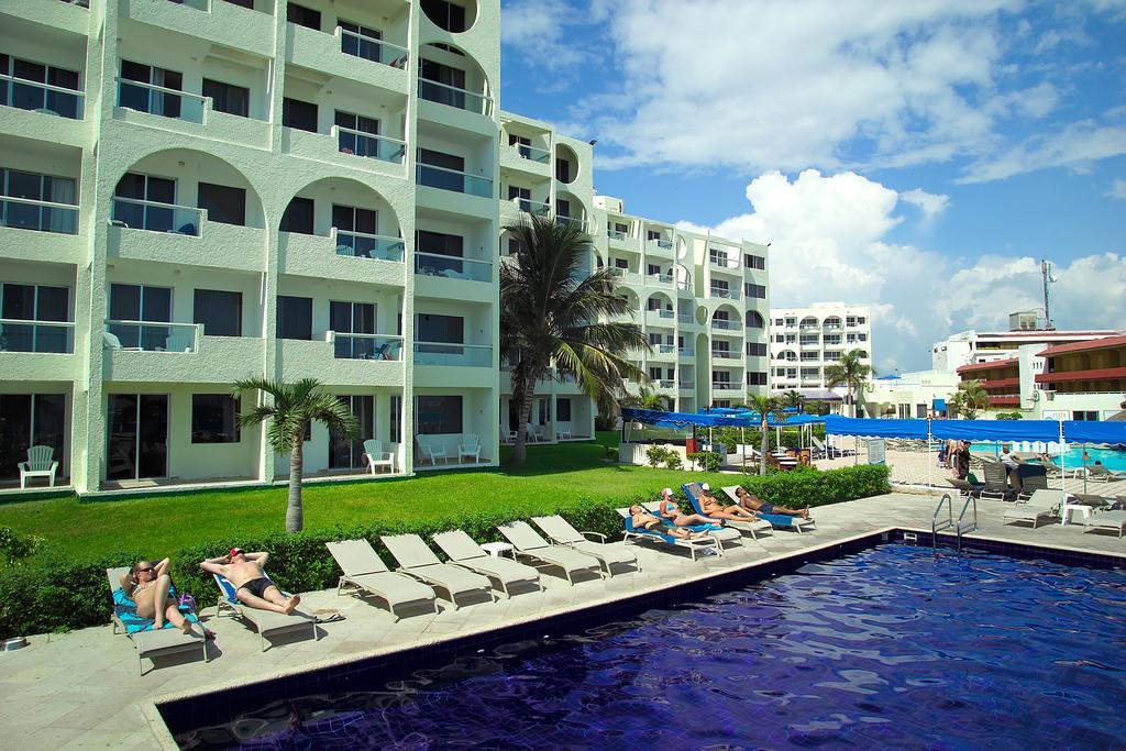 Aquamarina Beach Hotel Cancún Eksteriør bilde