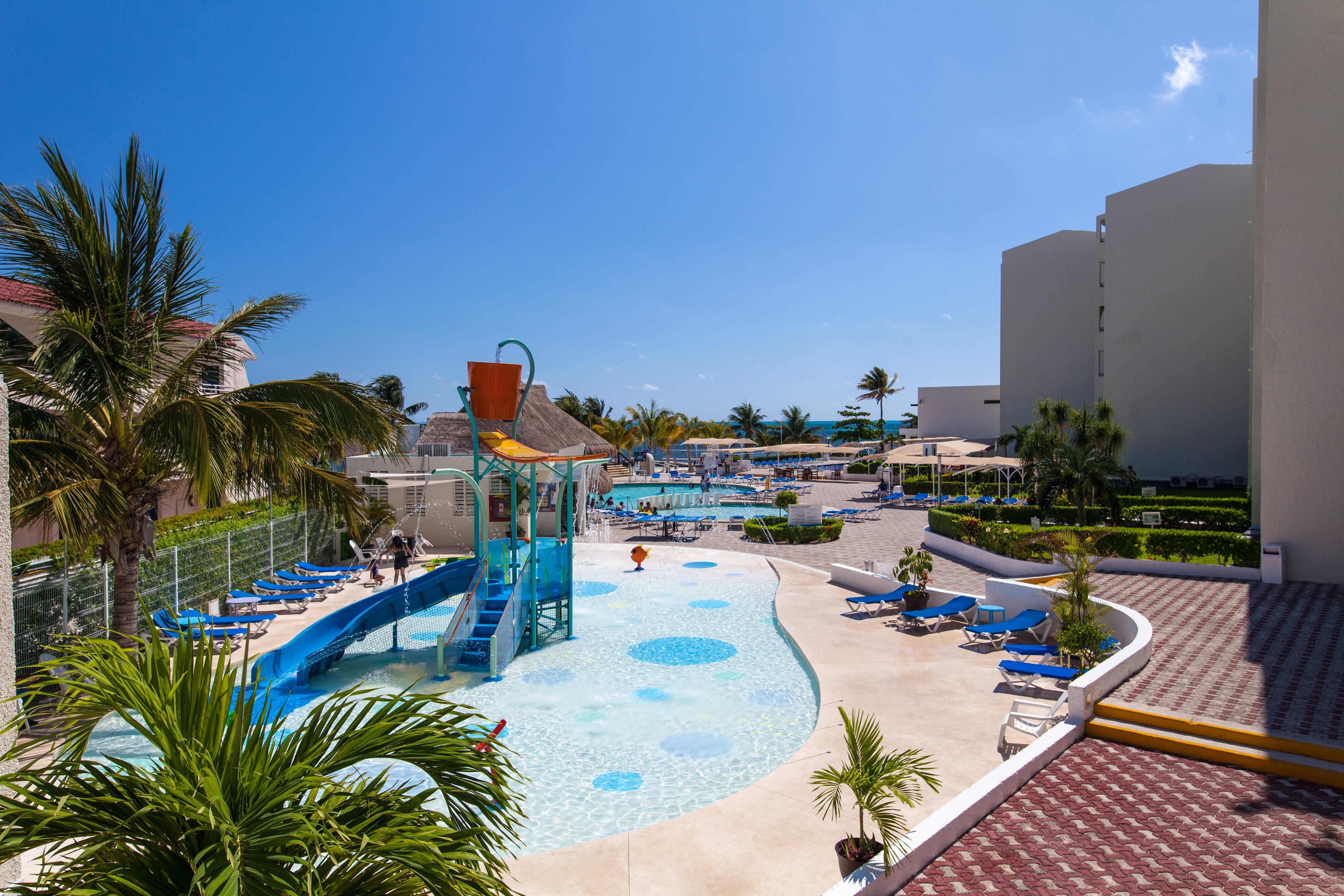 Aquamarina Beach Hotel Cancún Eksteriør bilde